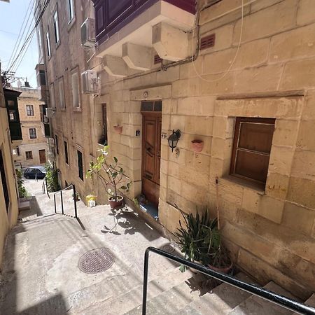 Three Apartment Birgu Ngoại thất bức ảnh